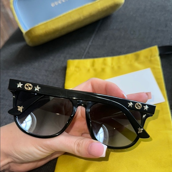 Gucci Black Sunglasses - Picture 7 of 13